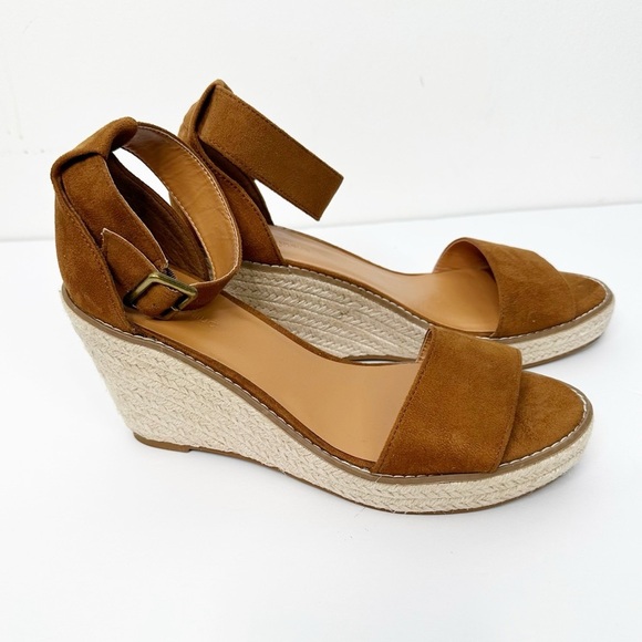 BANANA REPUBLIC | Faux Suede Cognac Color Espadrille Wedges Sz. 8.5 - Picture 1 of 4